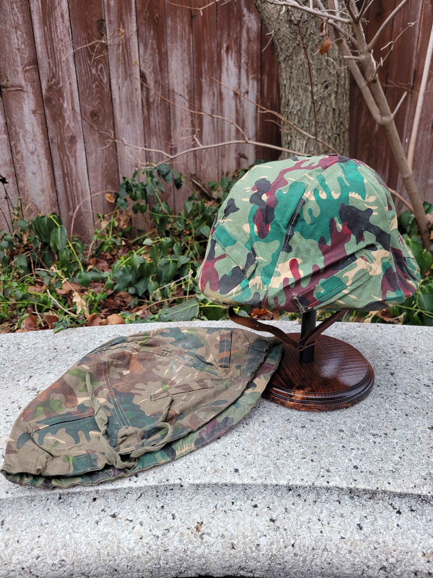 Spain Reversible Z42 Marina Helmet Cover