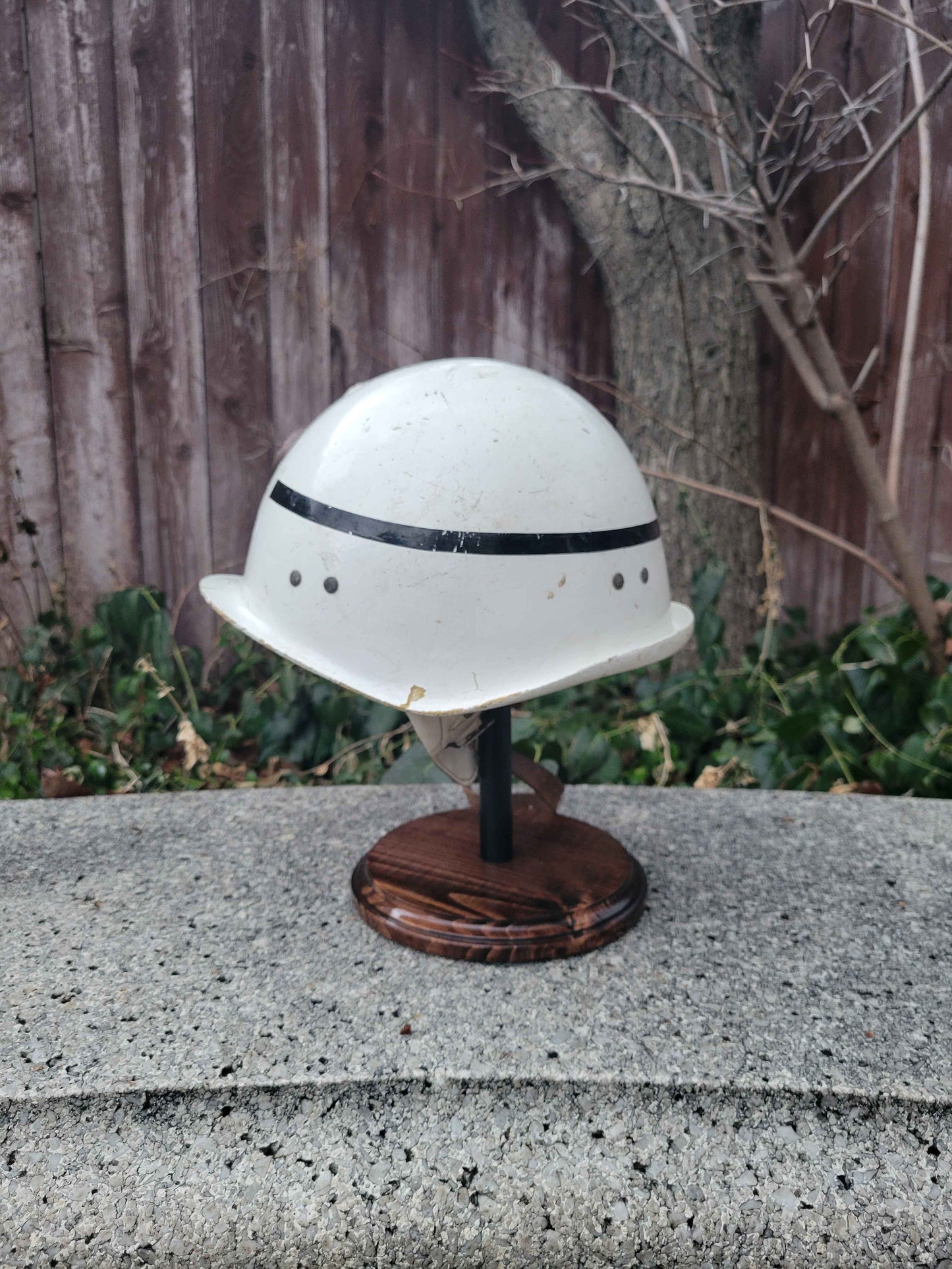 Hungarian M70 MP Traffic Helmet w/ Insignia