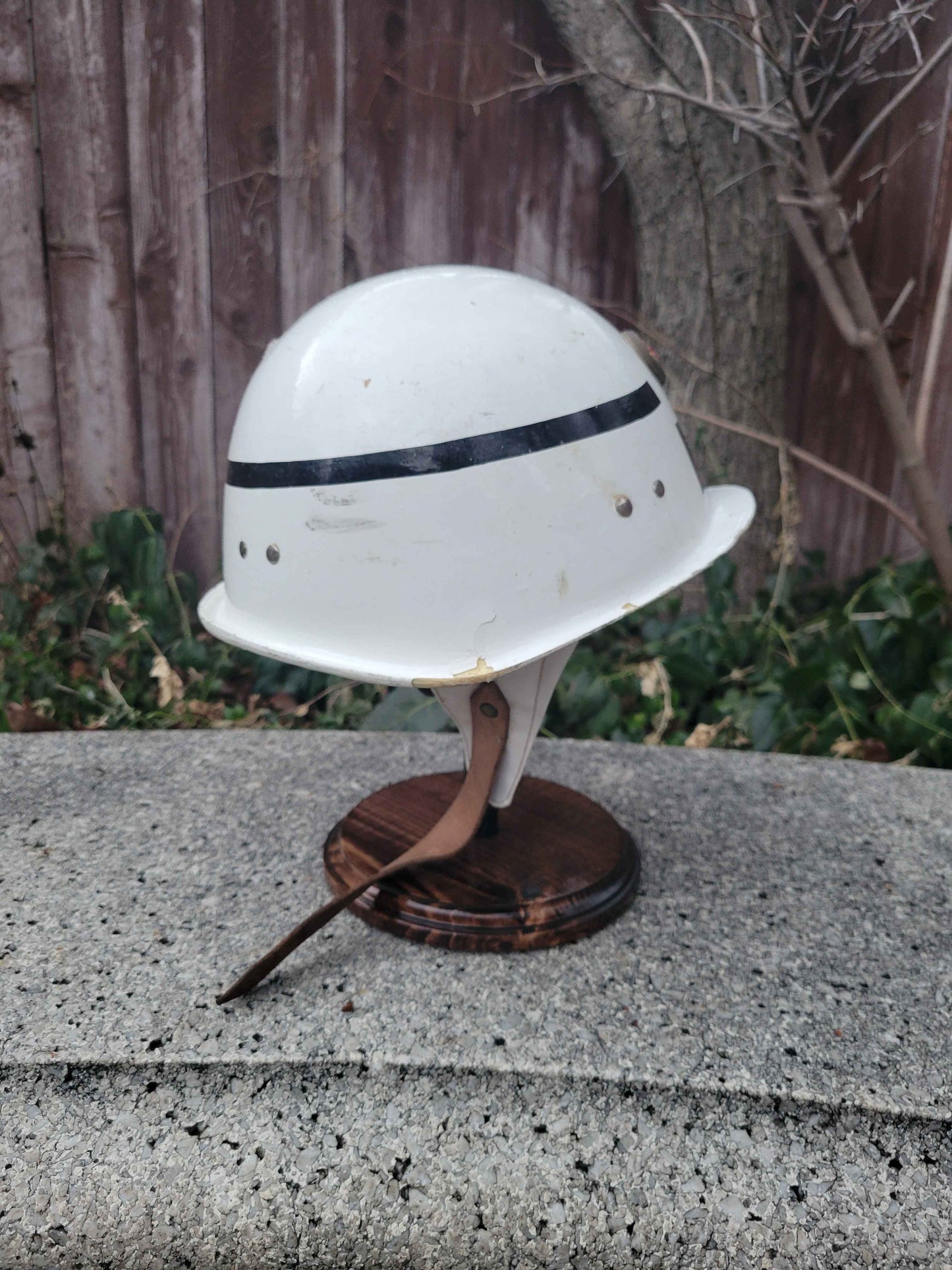 Hungarian M70 MP Traffic Helmet w/ Insignia