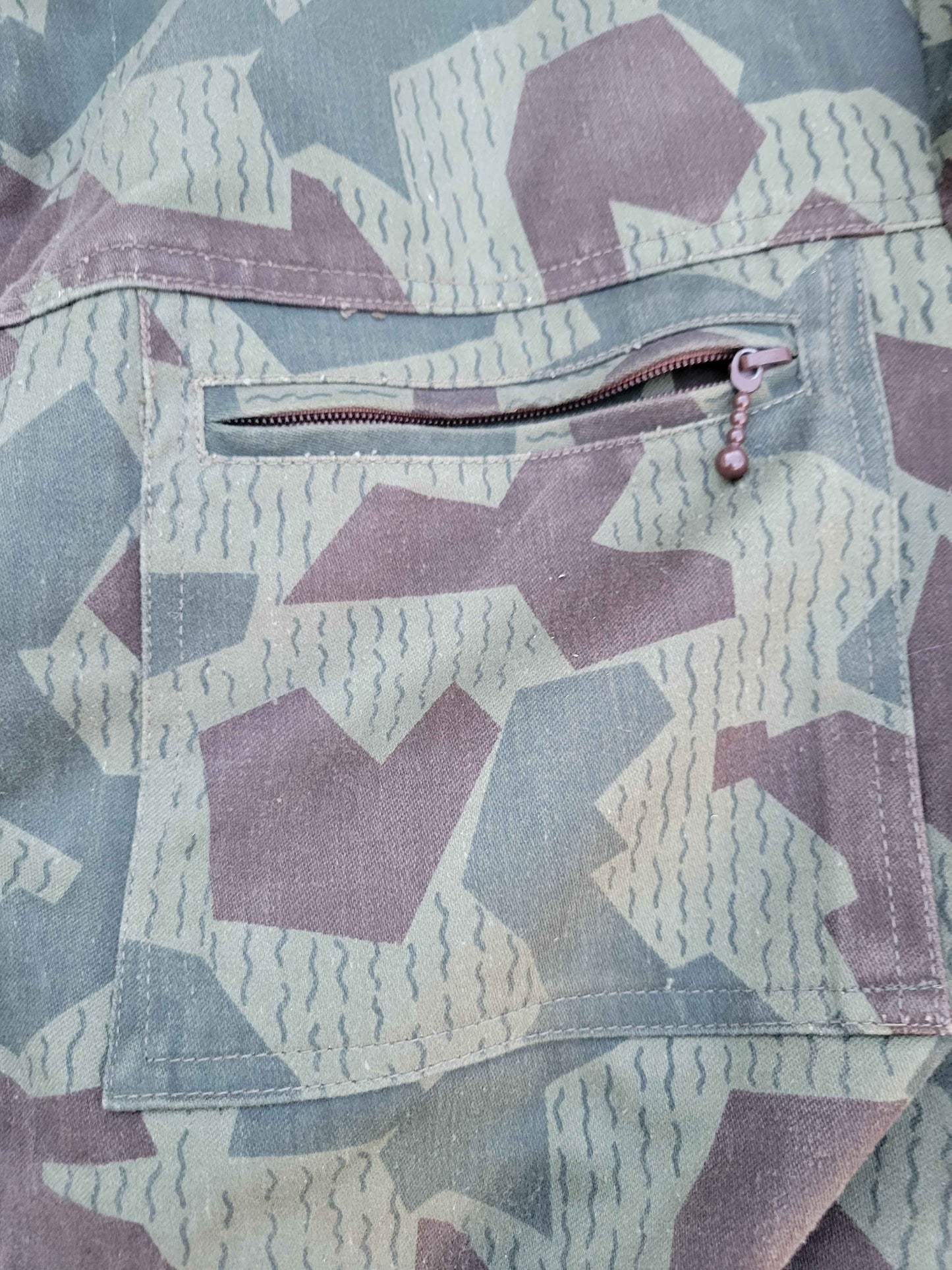 Bulgarian Splinter Camo Parka & Army Patch