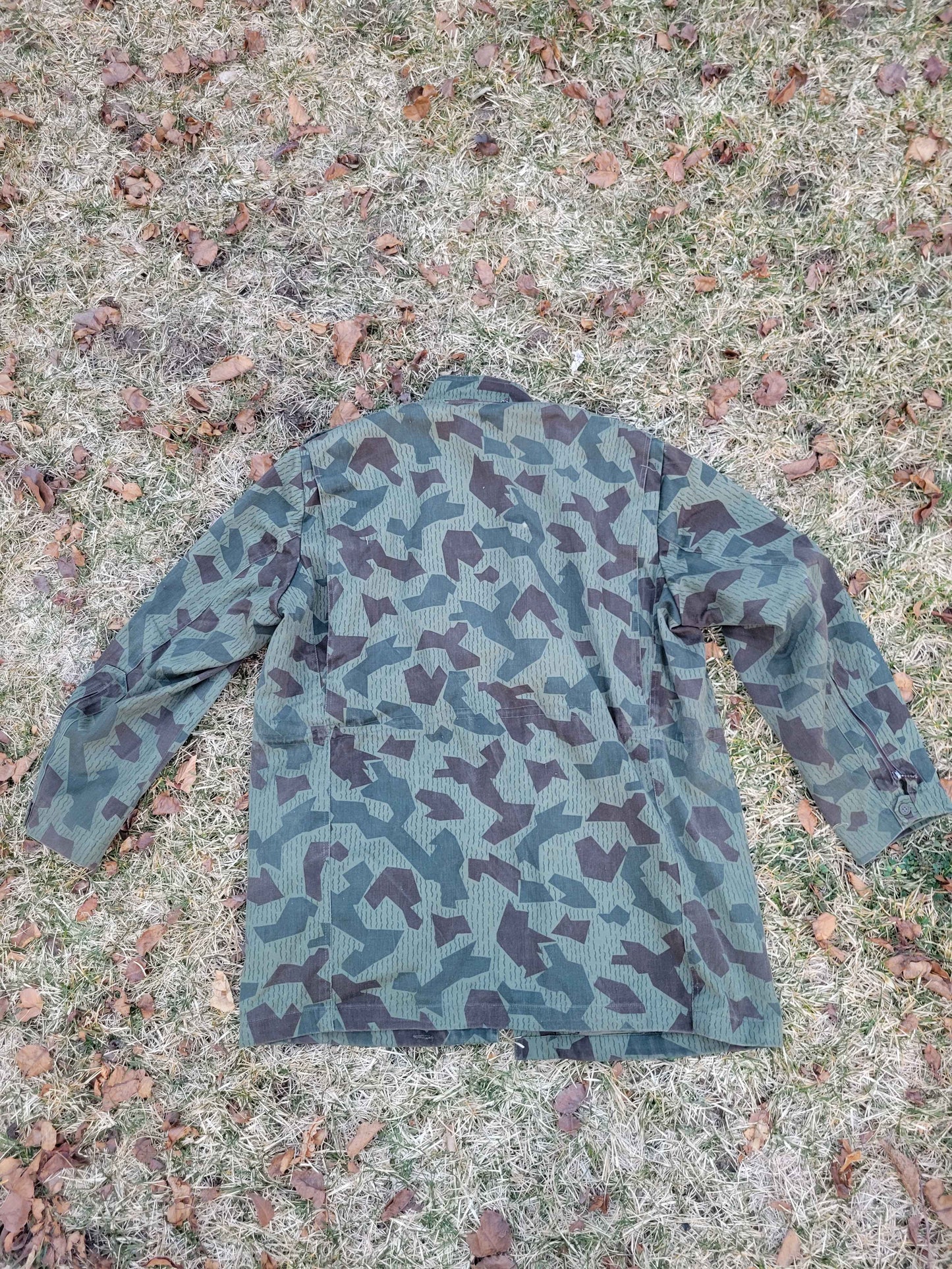 Bulgarian Splinter Camo Parka & Army Patch
