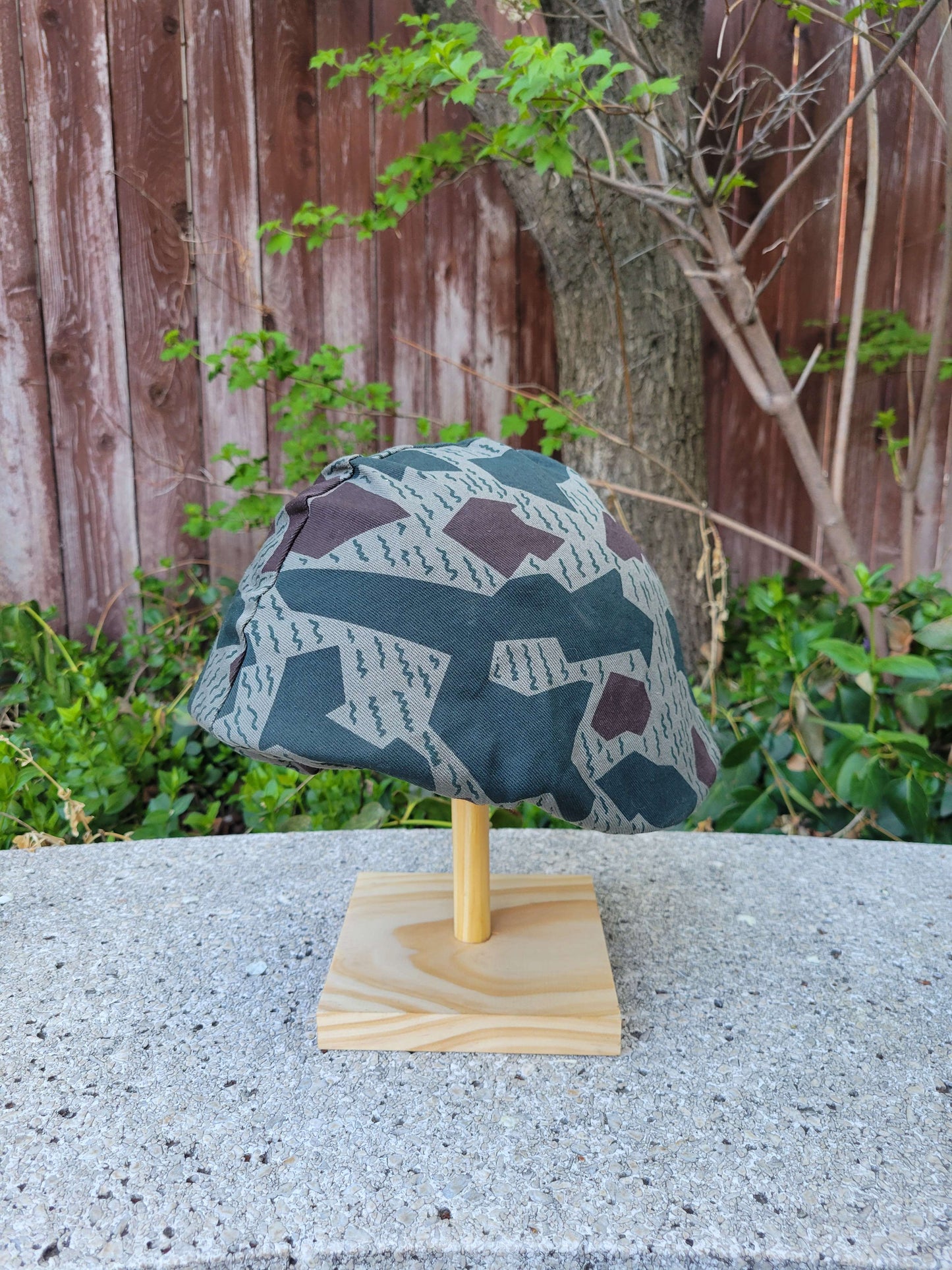 Bulgarian M51/72 Helmet w/ Splinter Cover