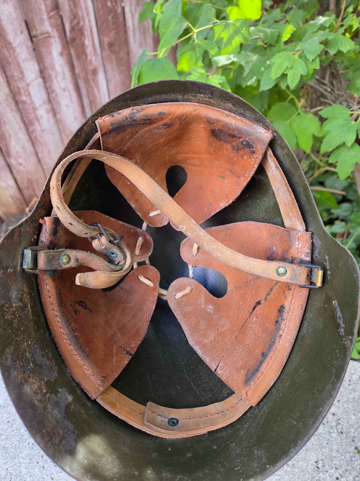 Spanish M21 "Sin Ala" Helmet