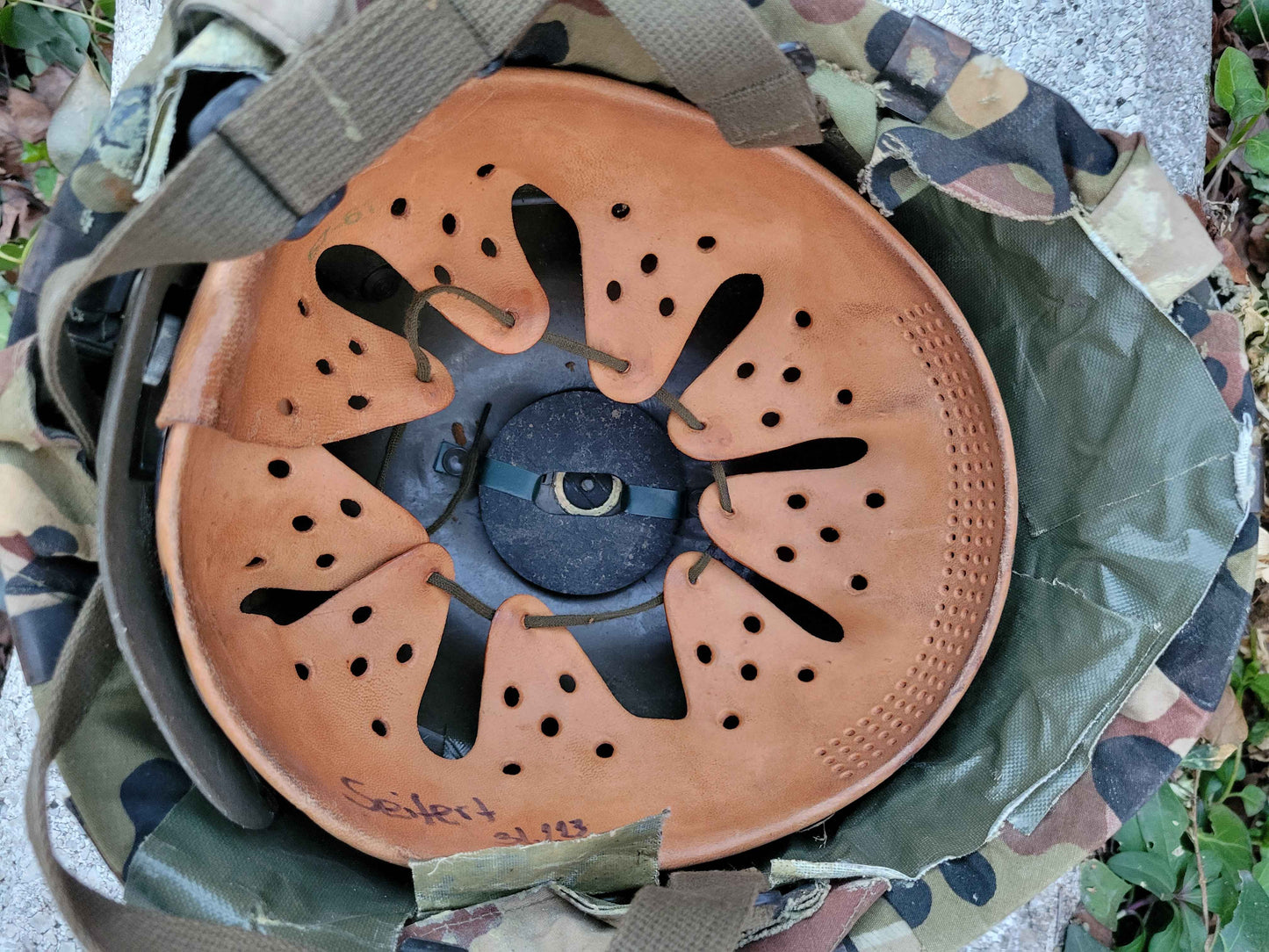 German Bundeswehr M62 w/ "Amoeba" Cover