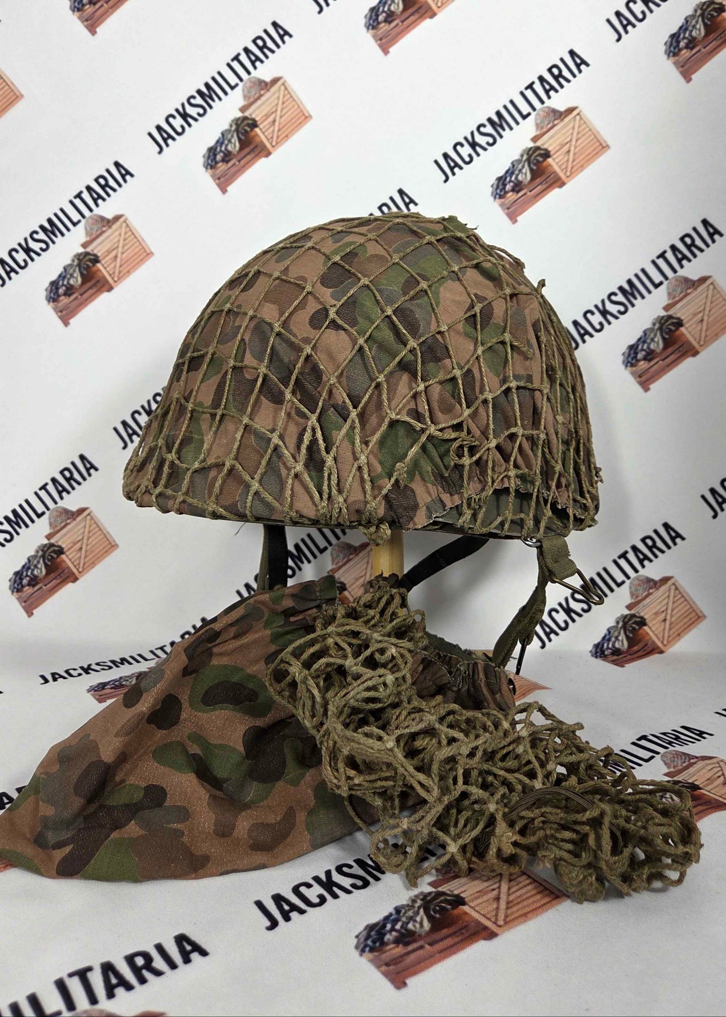 Austrian Pea-Dot & Splinter Reversible Helmet Cover & Net