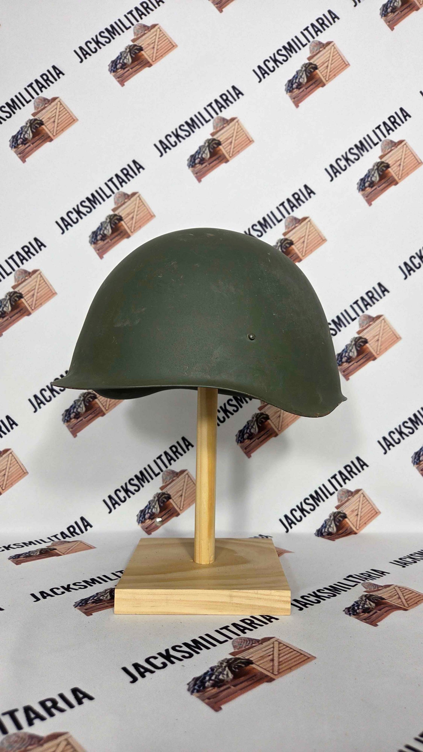 Hungarian NOS M90 Helmet w/ Green OD Camo Cover