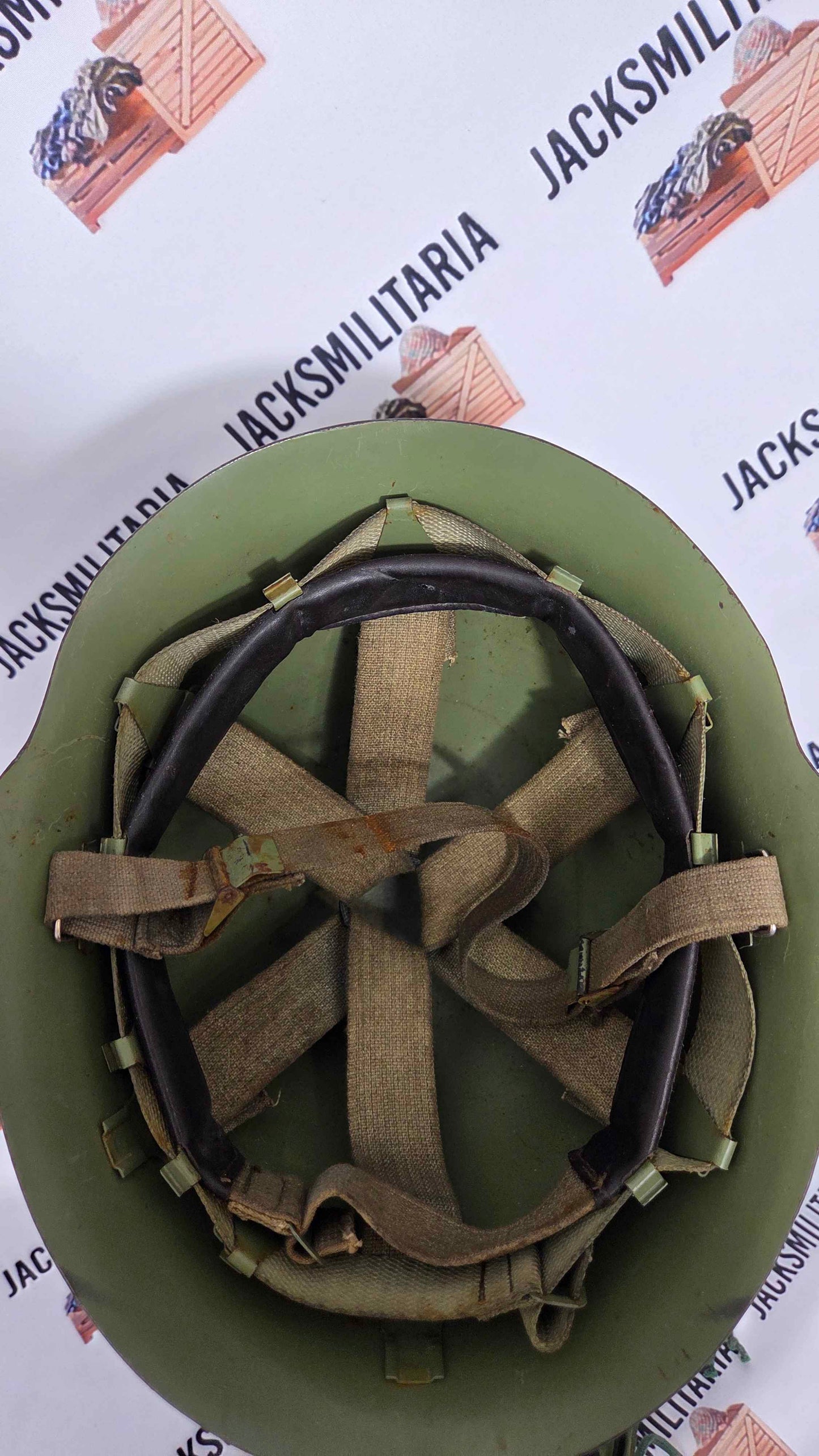 Yugoslavian Serbian M59/85 Helmet w/ Oak Leaf helmet cover