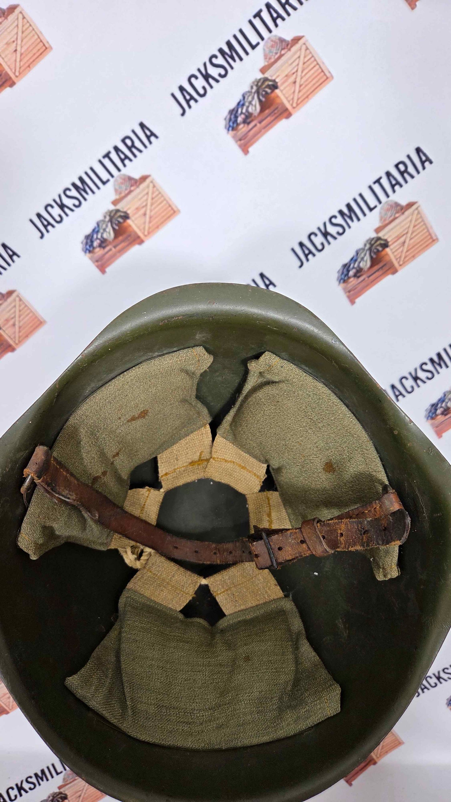 Hungarian M50 Star Parade Helmet