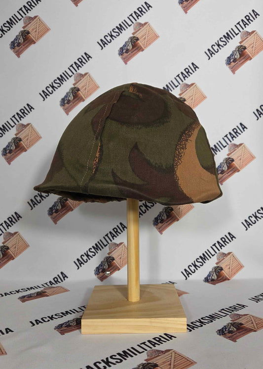 Hungarian NOS M90 helmet w/ M87 "Raba" Camo Cover