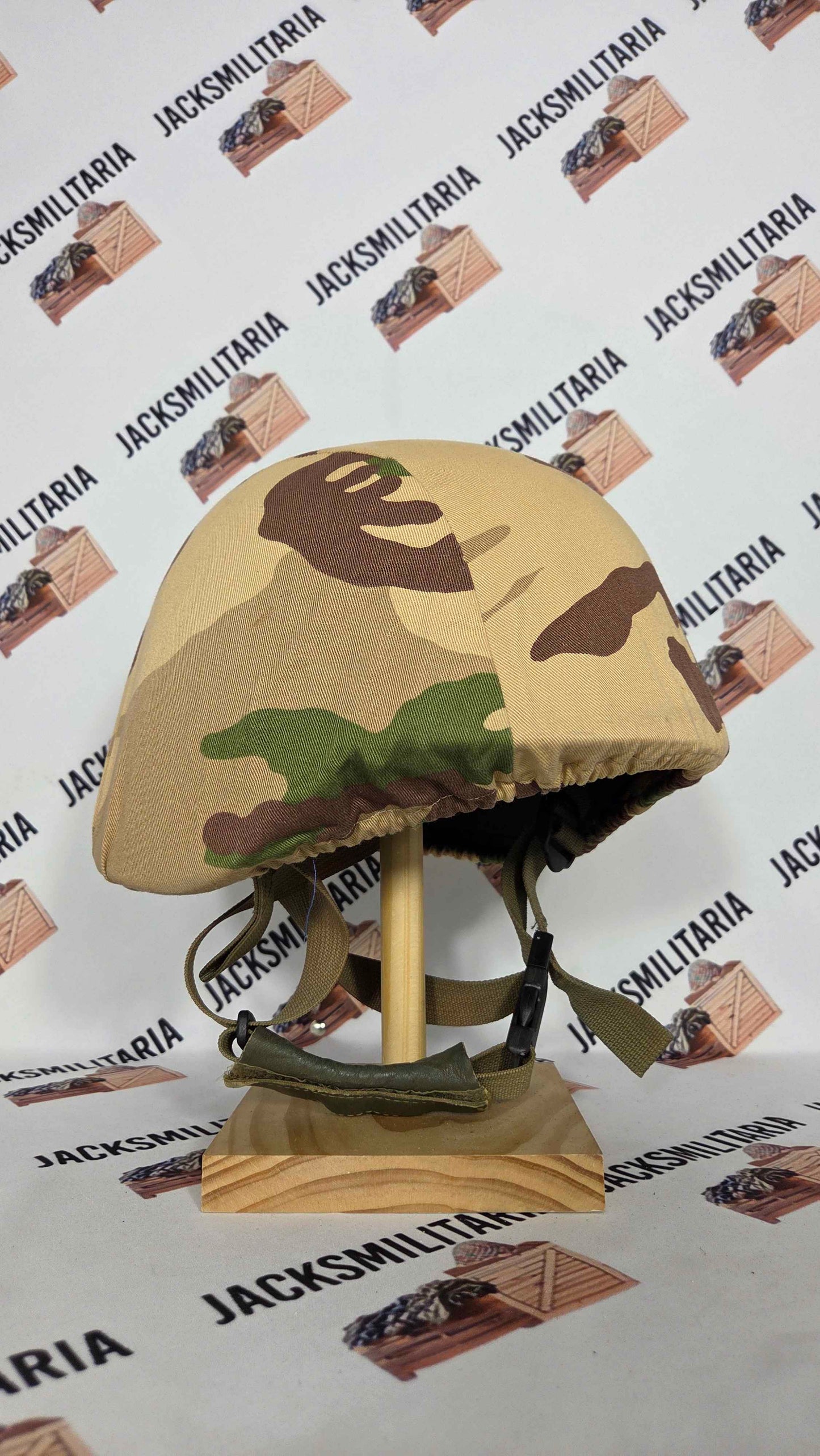 Italian SEPT2 SISTEMA COMPOSITI Helmet w/ Somalian Mimetico Deserto Cover