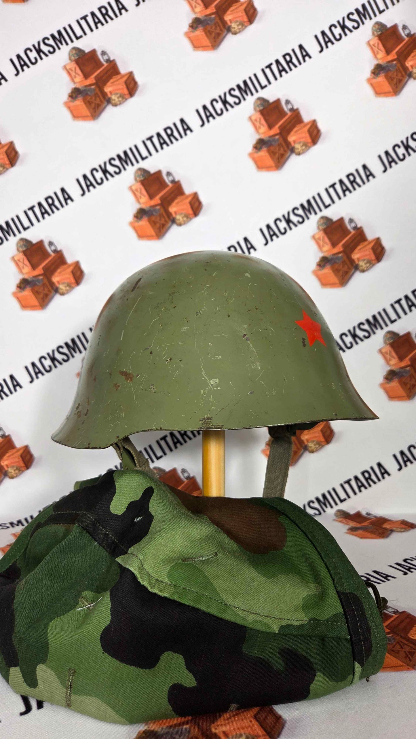 Yugoslavian Serbian M59/85 Helmet w/ Oak Leaf helmet cover