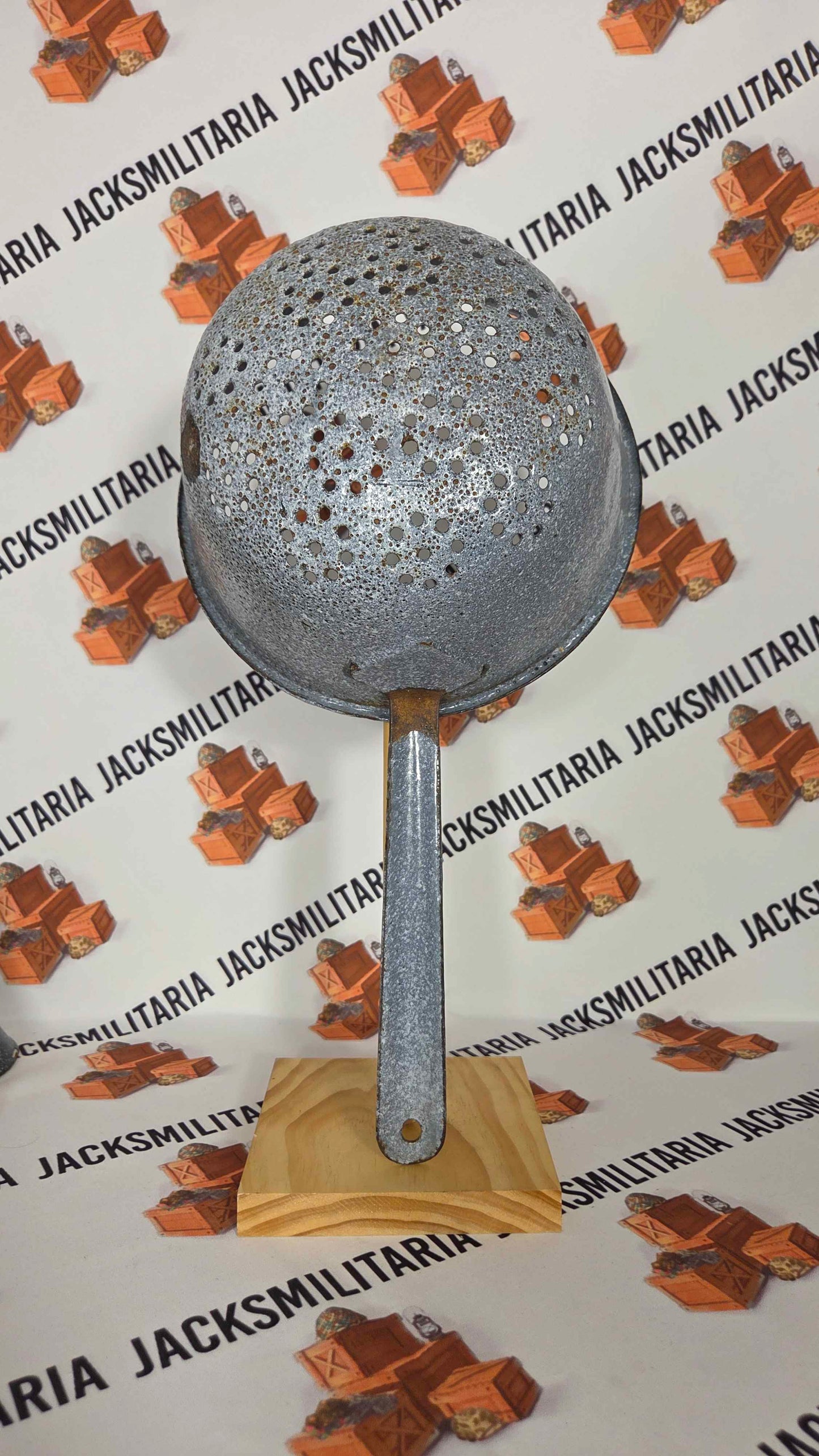 Pot made from recycled WW2 Stahlhelm